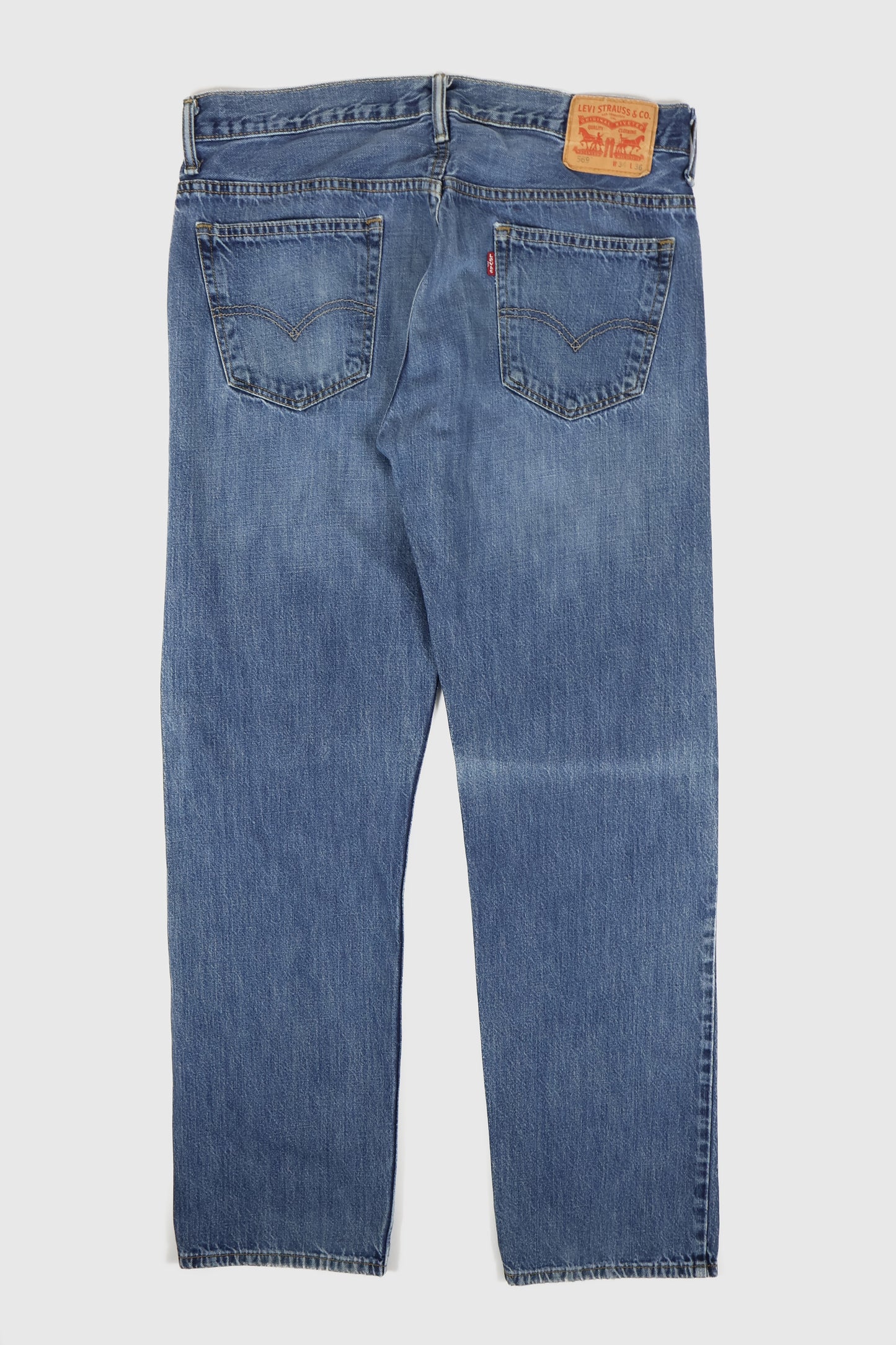 Vintage Levi's Relaxed Fit Jeans 02 Image 1