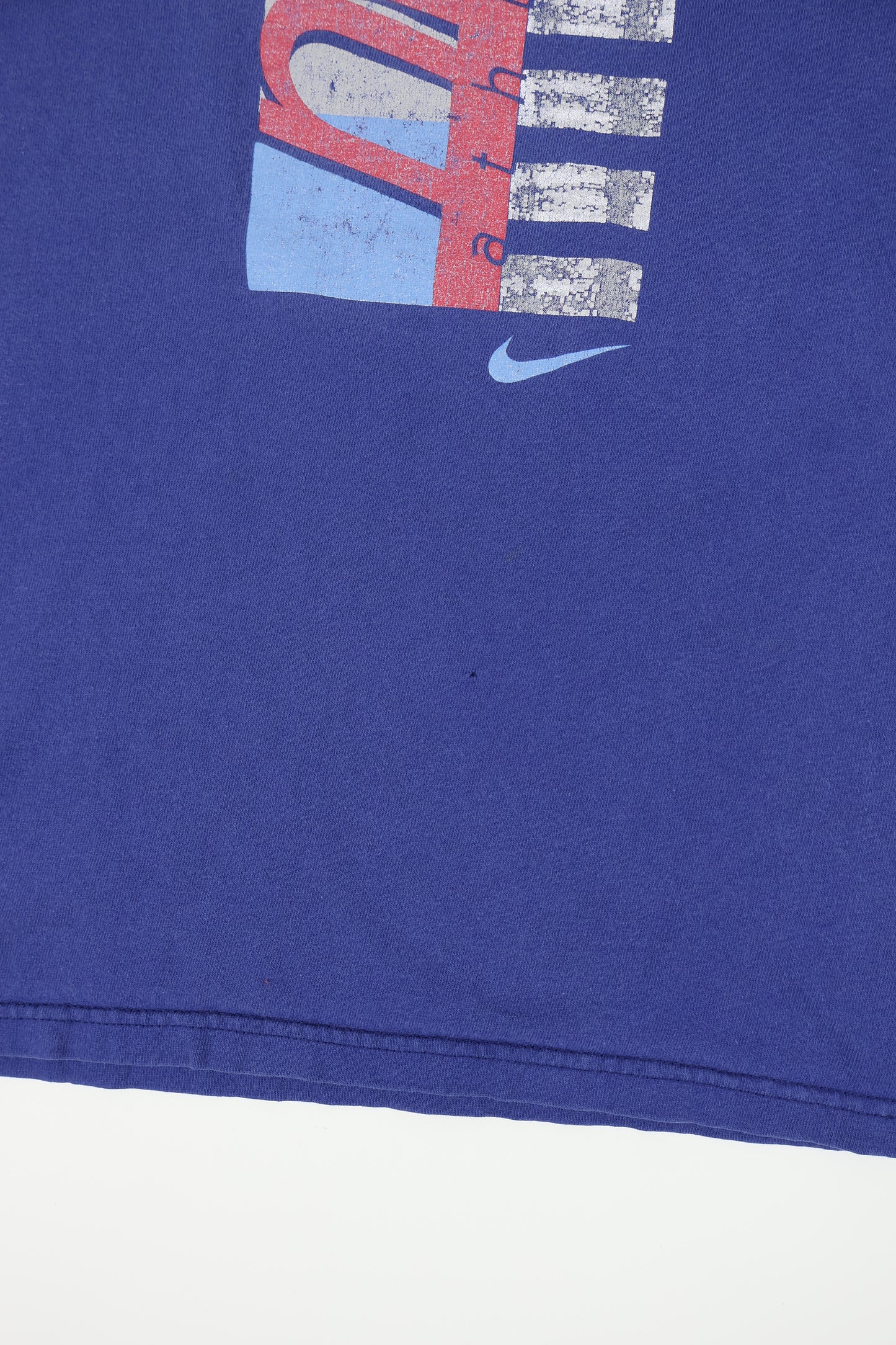 Vintage Nike Tee Image 3