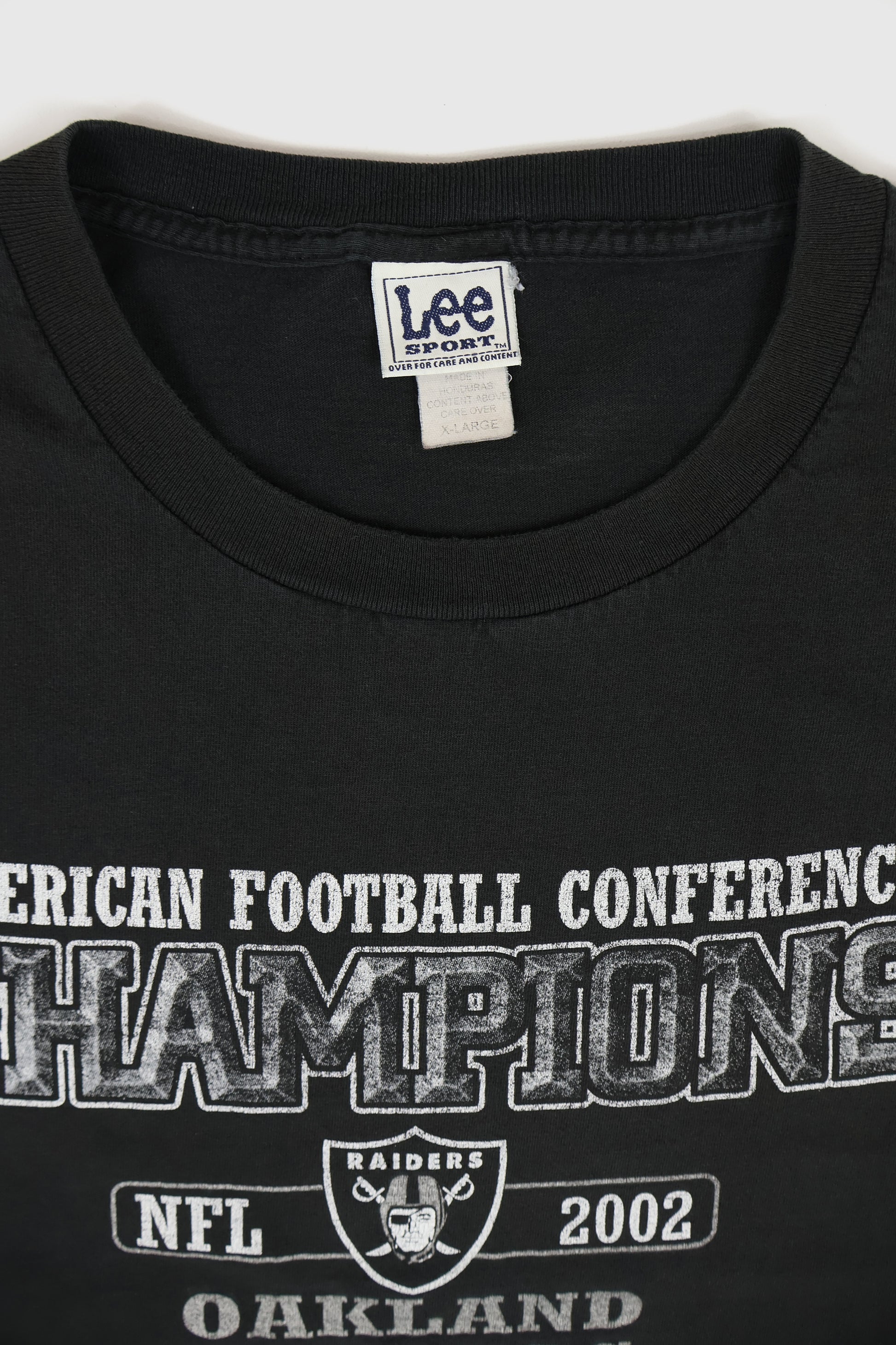 Vintage Oakland Raiders 2002 AFC Champions Tee Image 2
