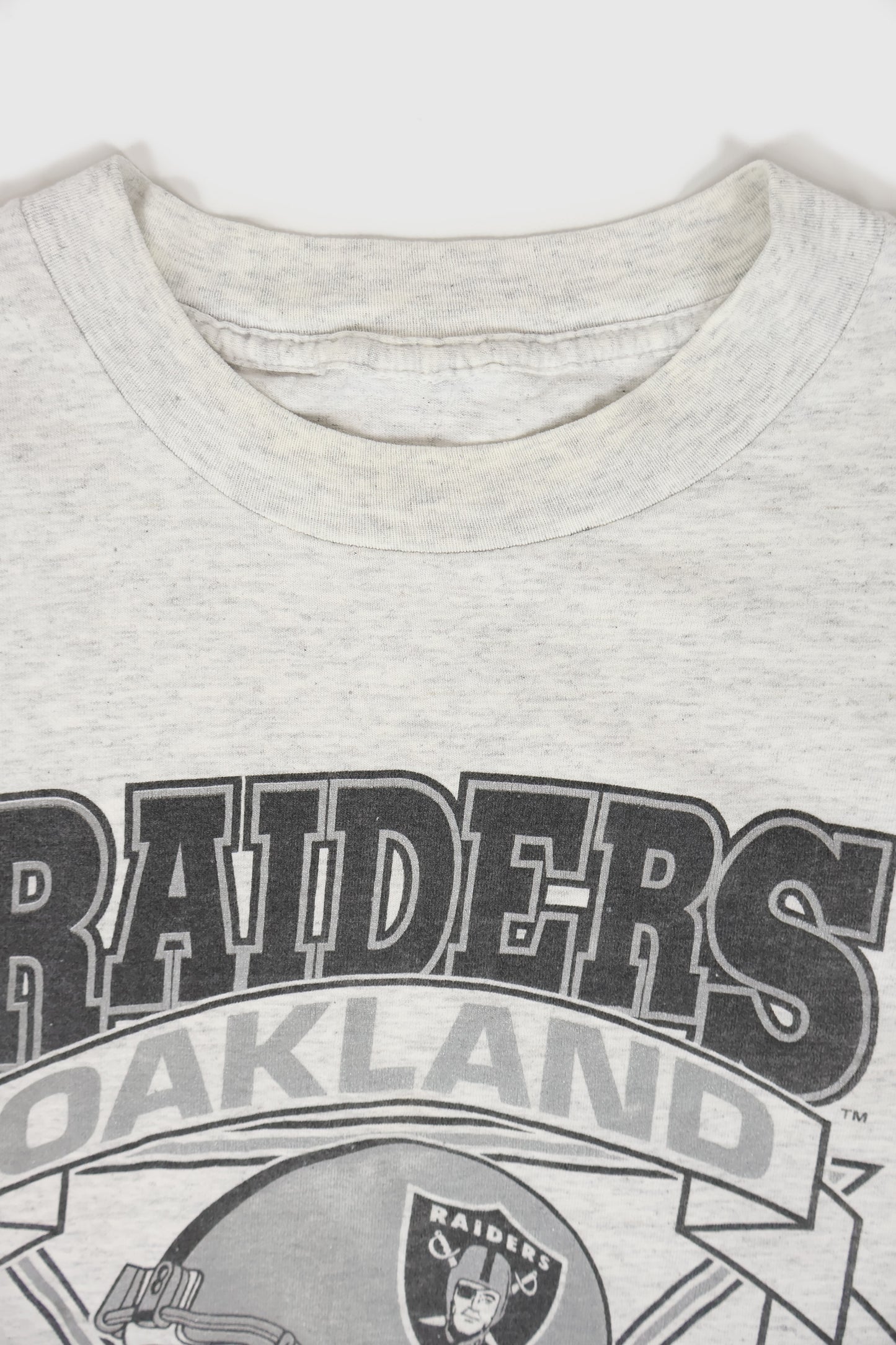 Vintage 1995 Oakland Raiders Tee  Image 2