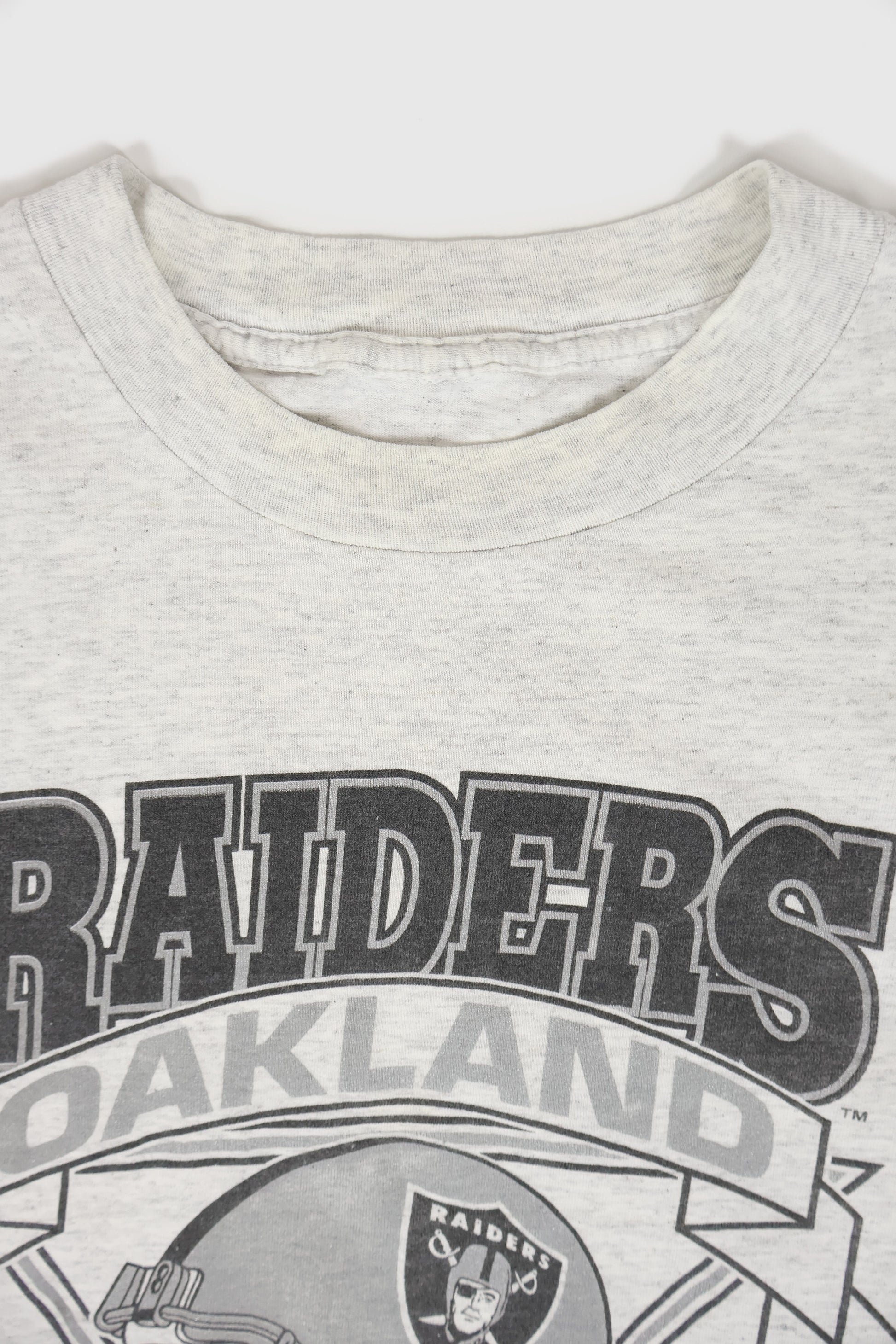 Vintage 1995 Oakland Raiders Tee  Image 2