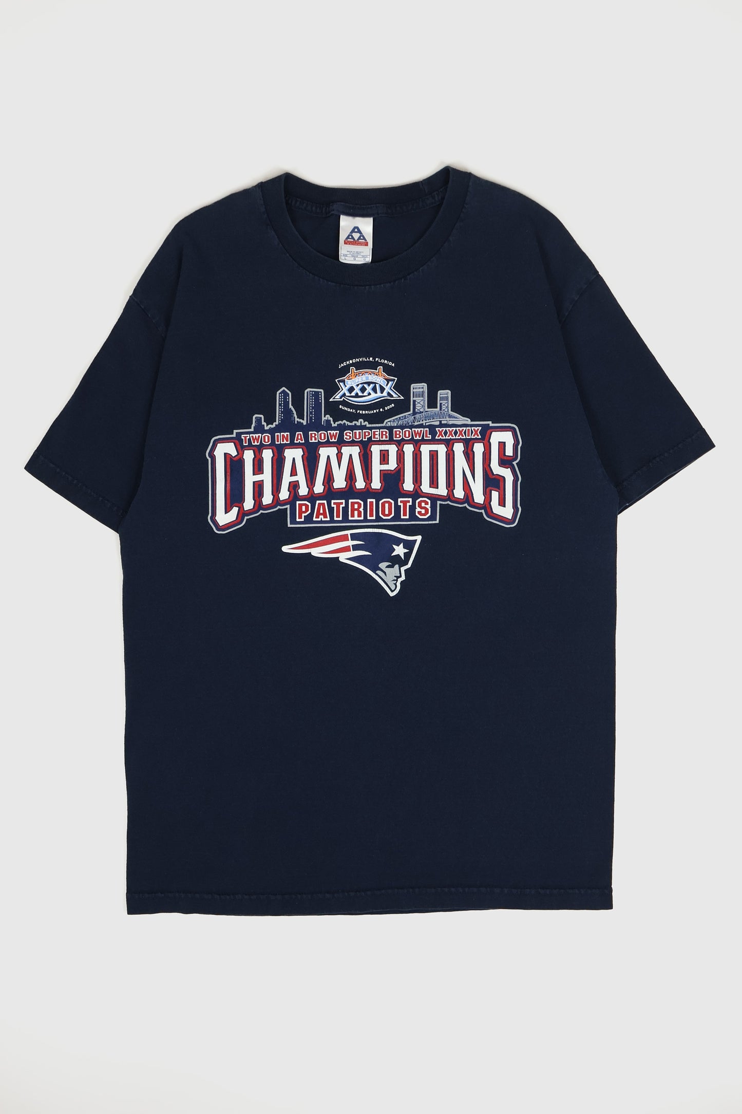 Vintage New England Patriots Super Bowl XXXIX Champions Tee Image 0