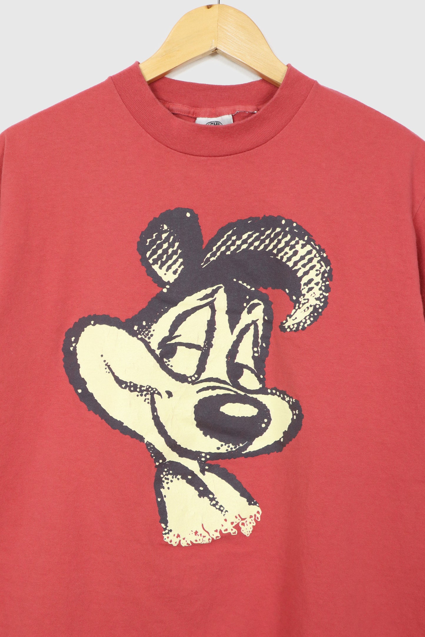 Vintage Pepe Le Pew Mon Cherie Tee