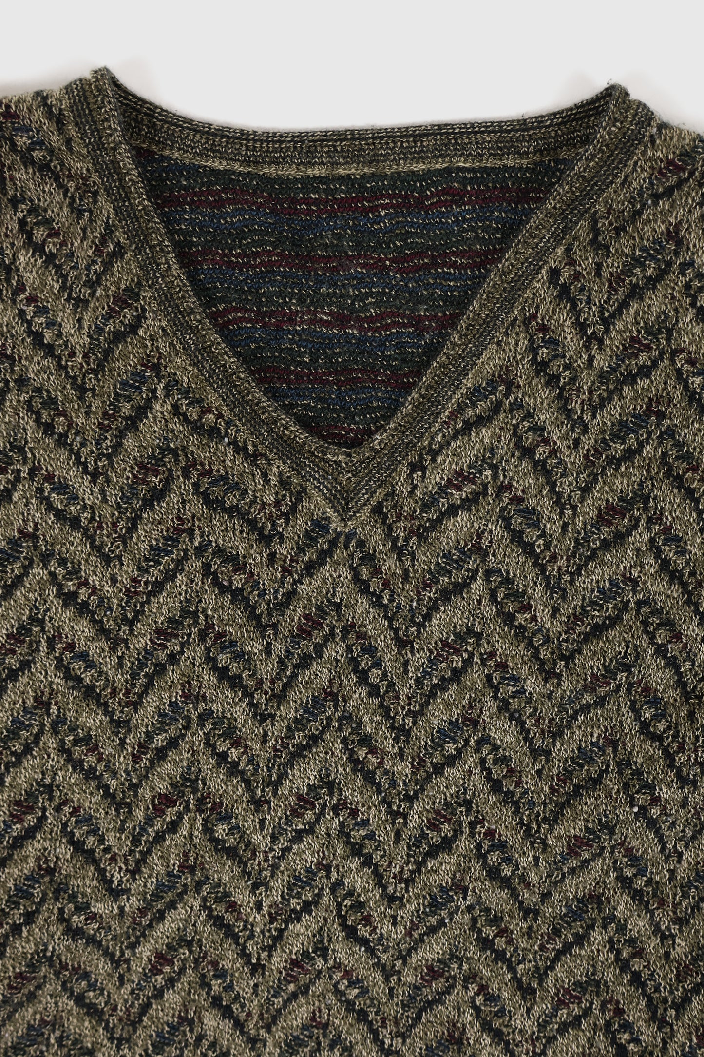 Vintage Sweater 01 Image 2