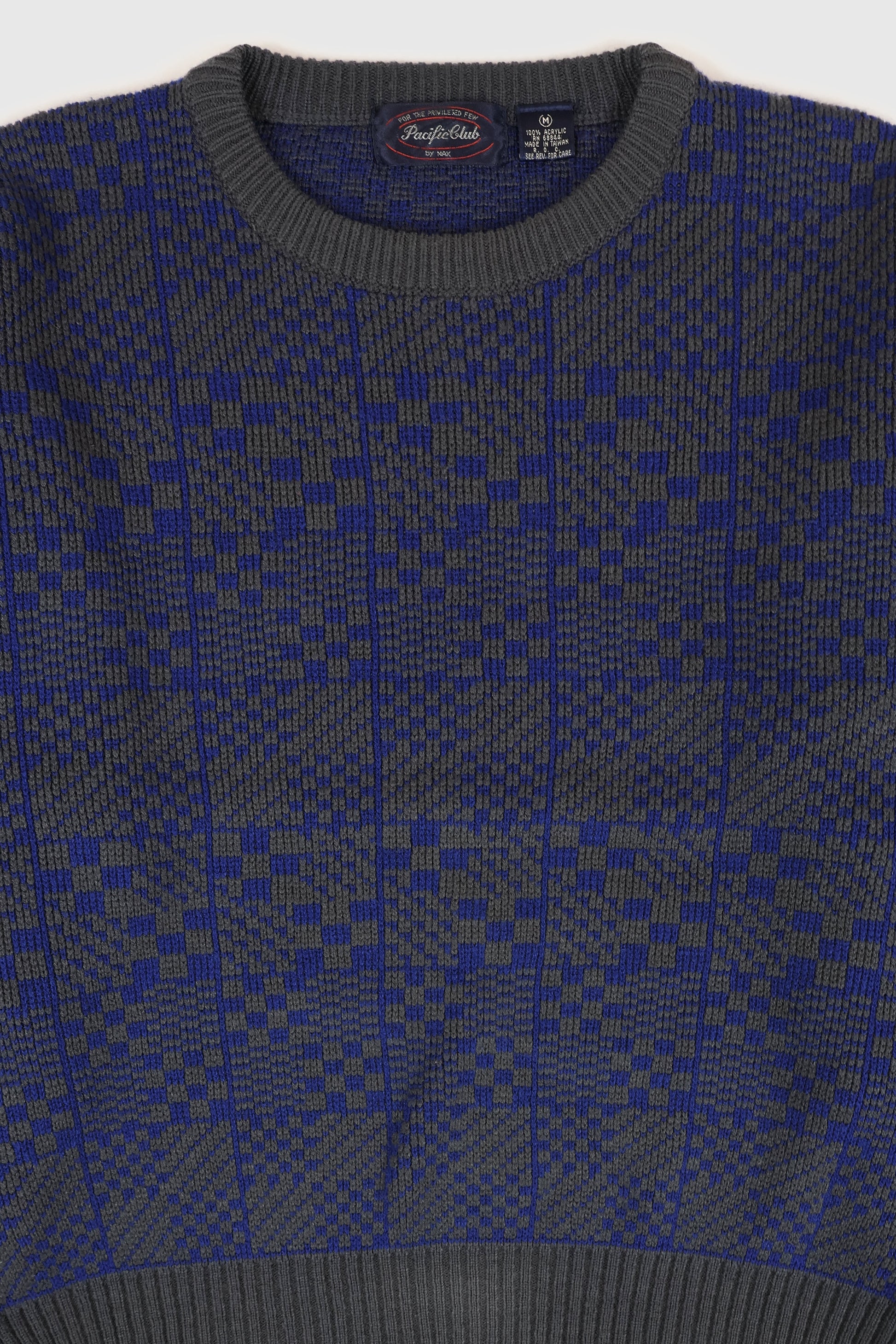 Vintage Sweater 04 Image 1