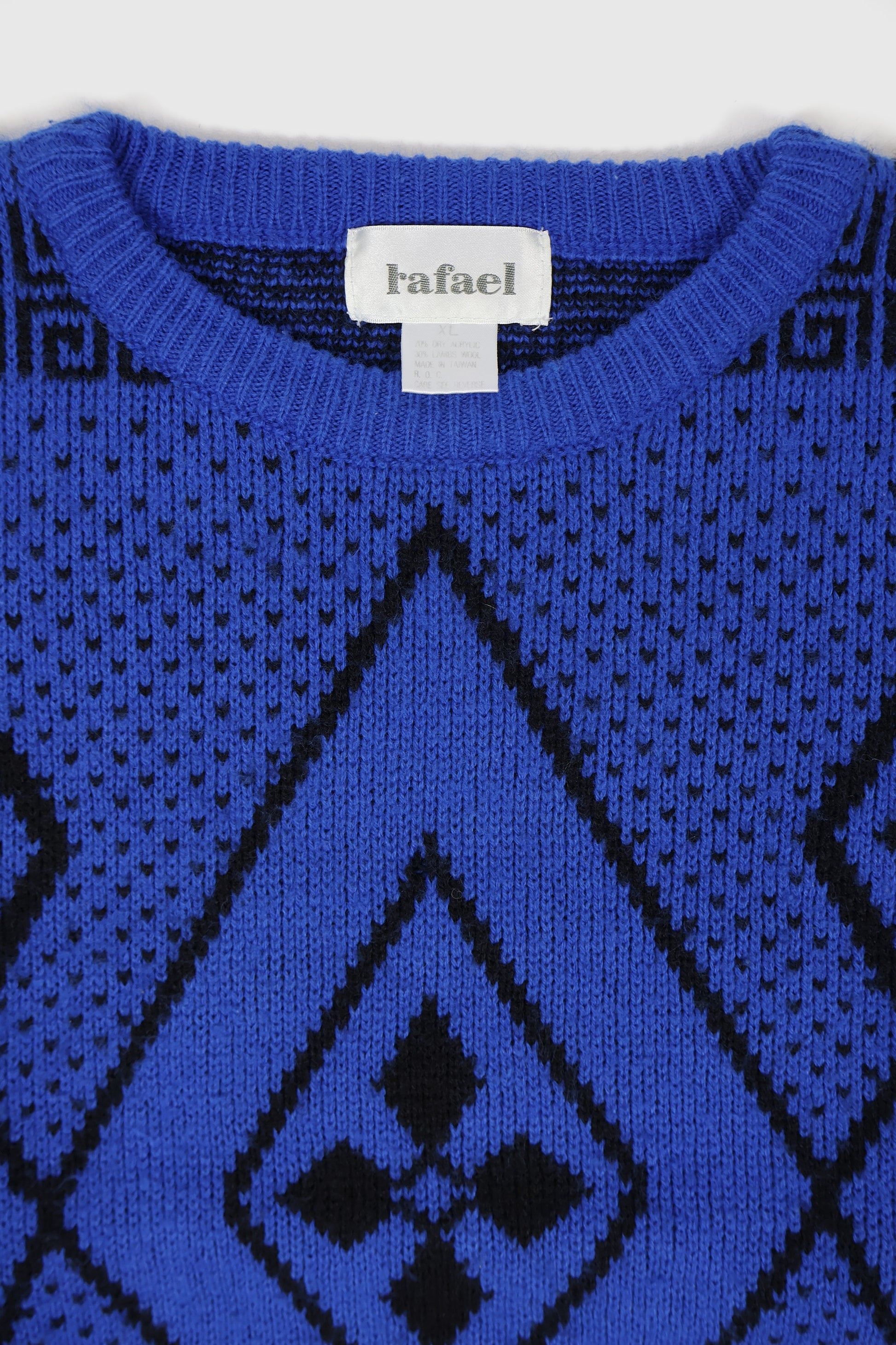 Vintage Sweater 07 Image 3