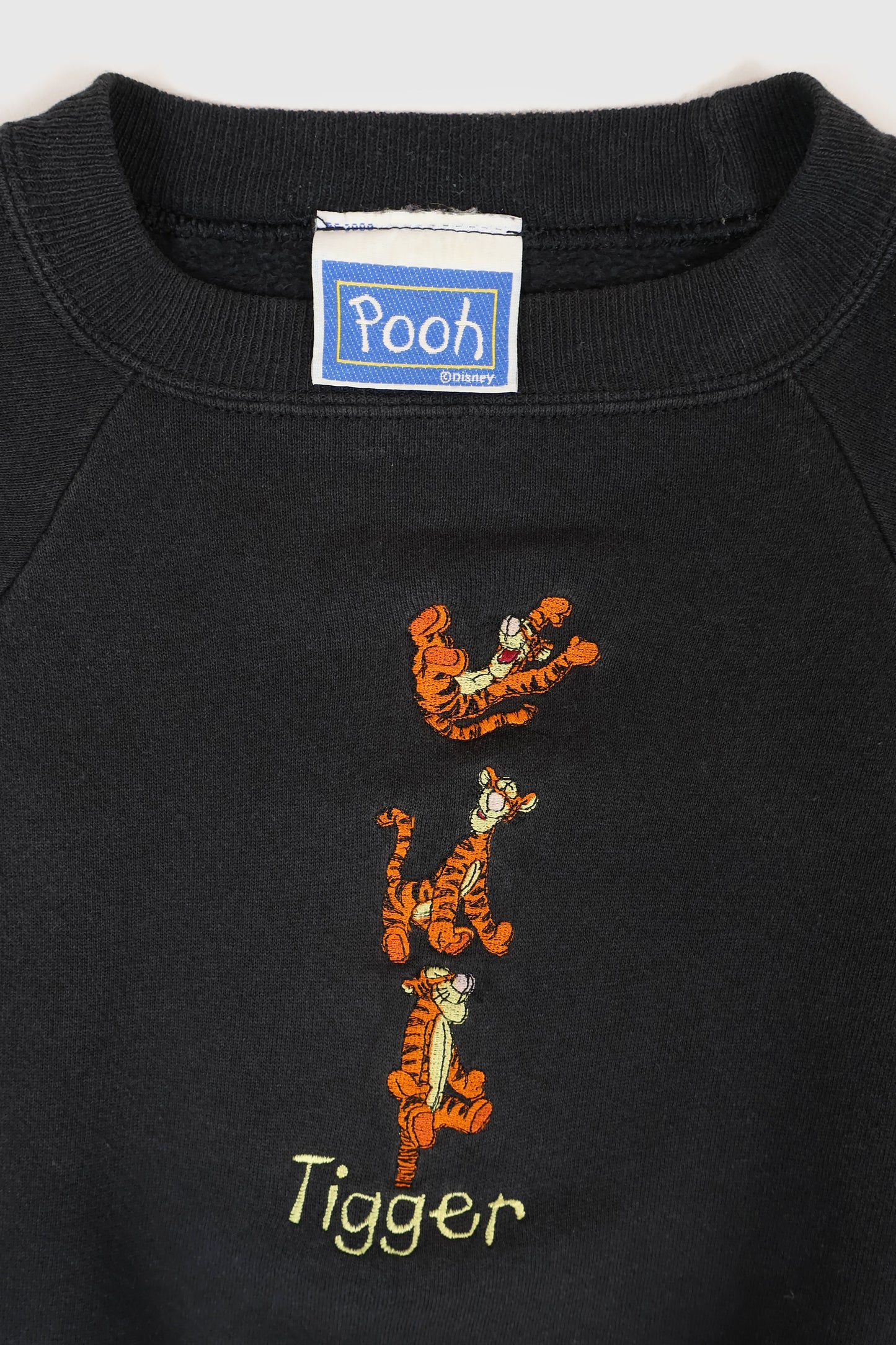 Vintage Embroidered Tigger Crewneck Image 2