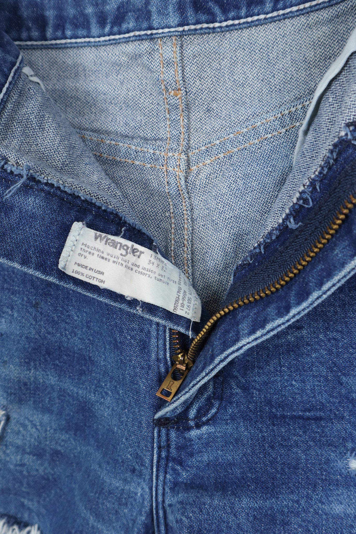 Vintage Wrangler Distressed Cuttoff Shorts