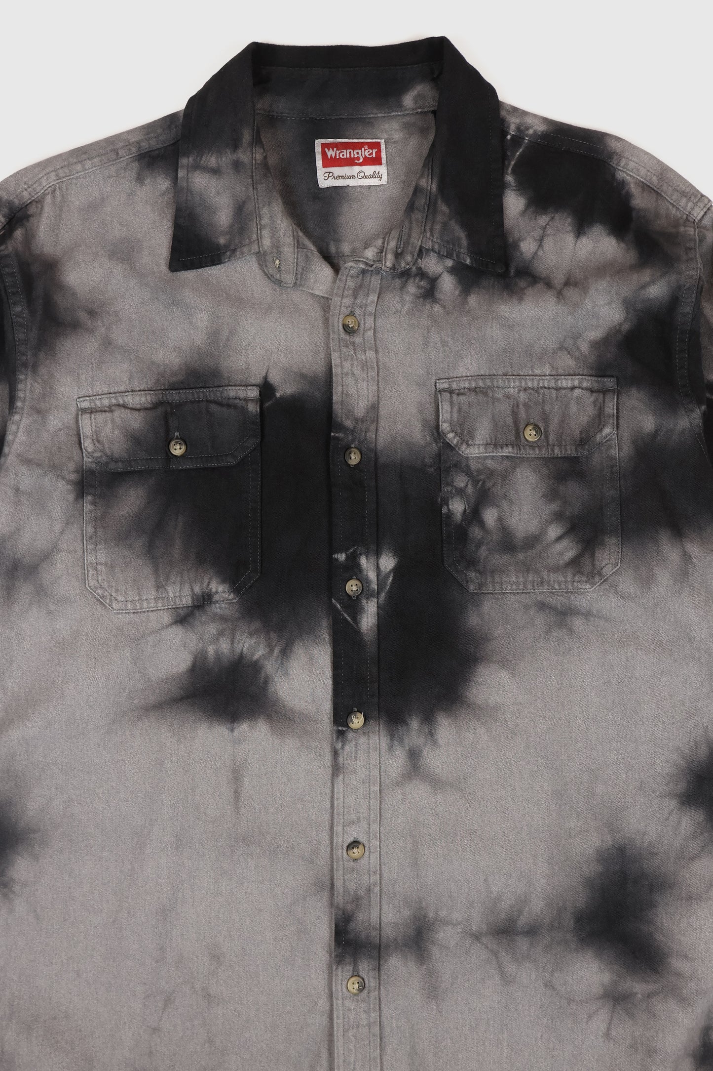 Vintage Wrangler Button-Down Shirt Image 2
