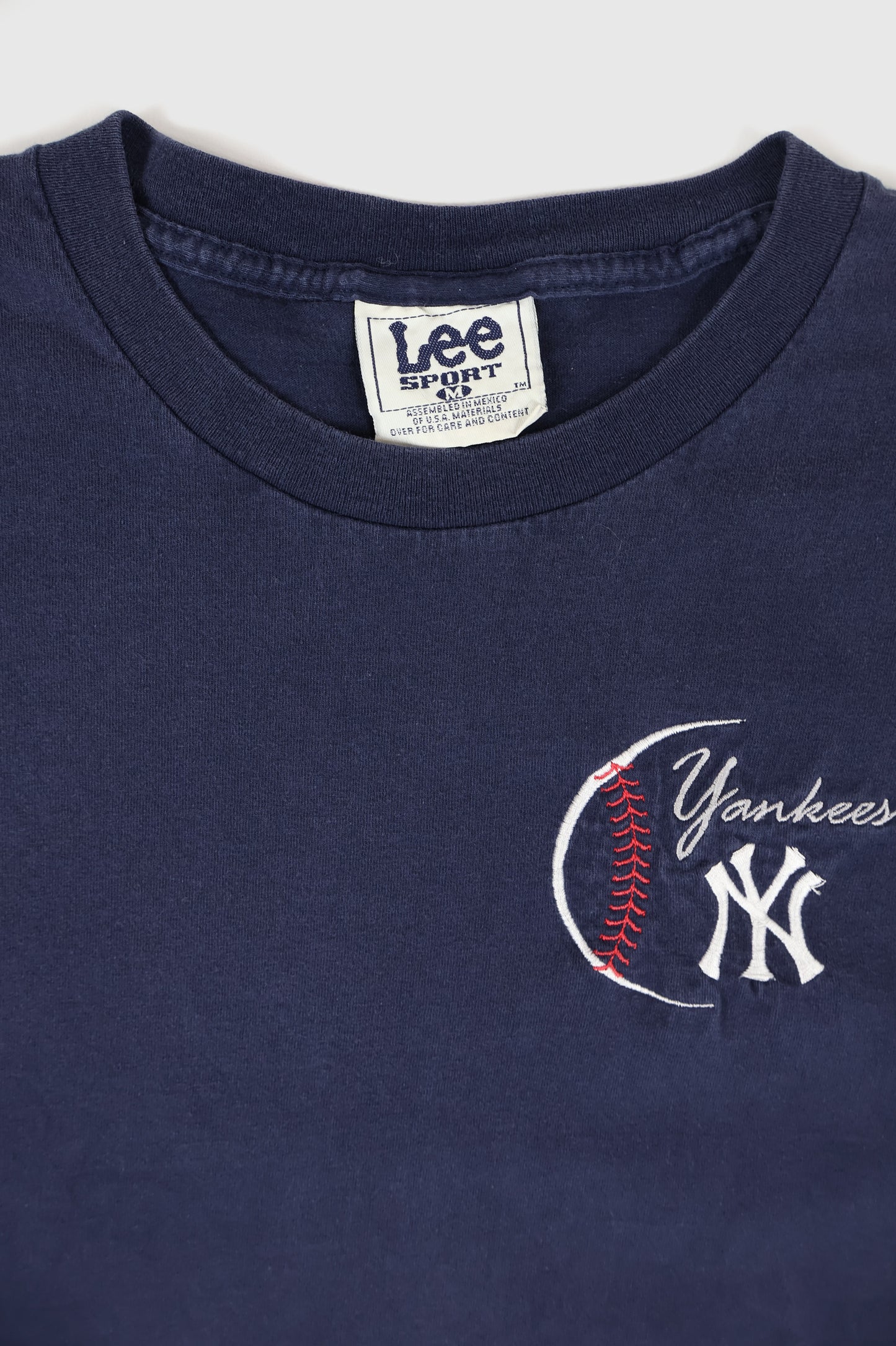 Vintage Embroidered New York Yankees Tee Image 2