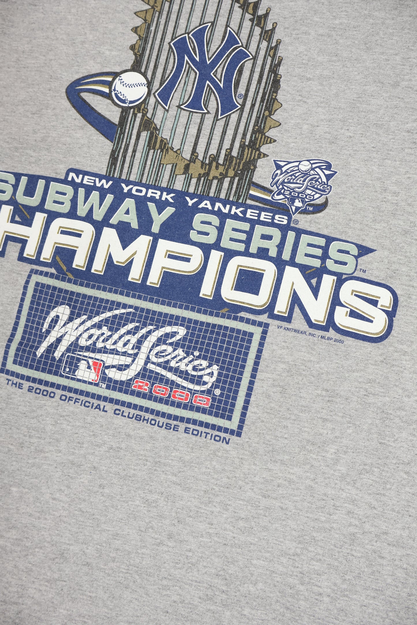 Vintage New York Yankees 2000 Subway Series Champions Tee Image 3