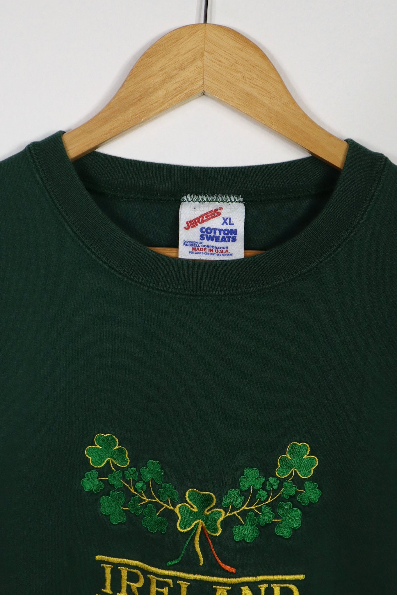 Vintage Embroidered Ireland Crewneck