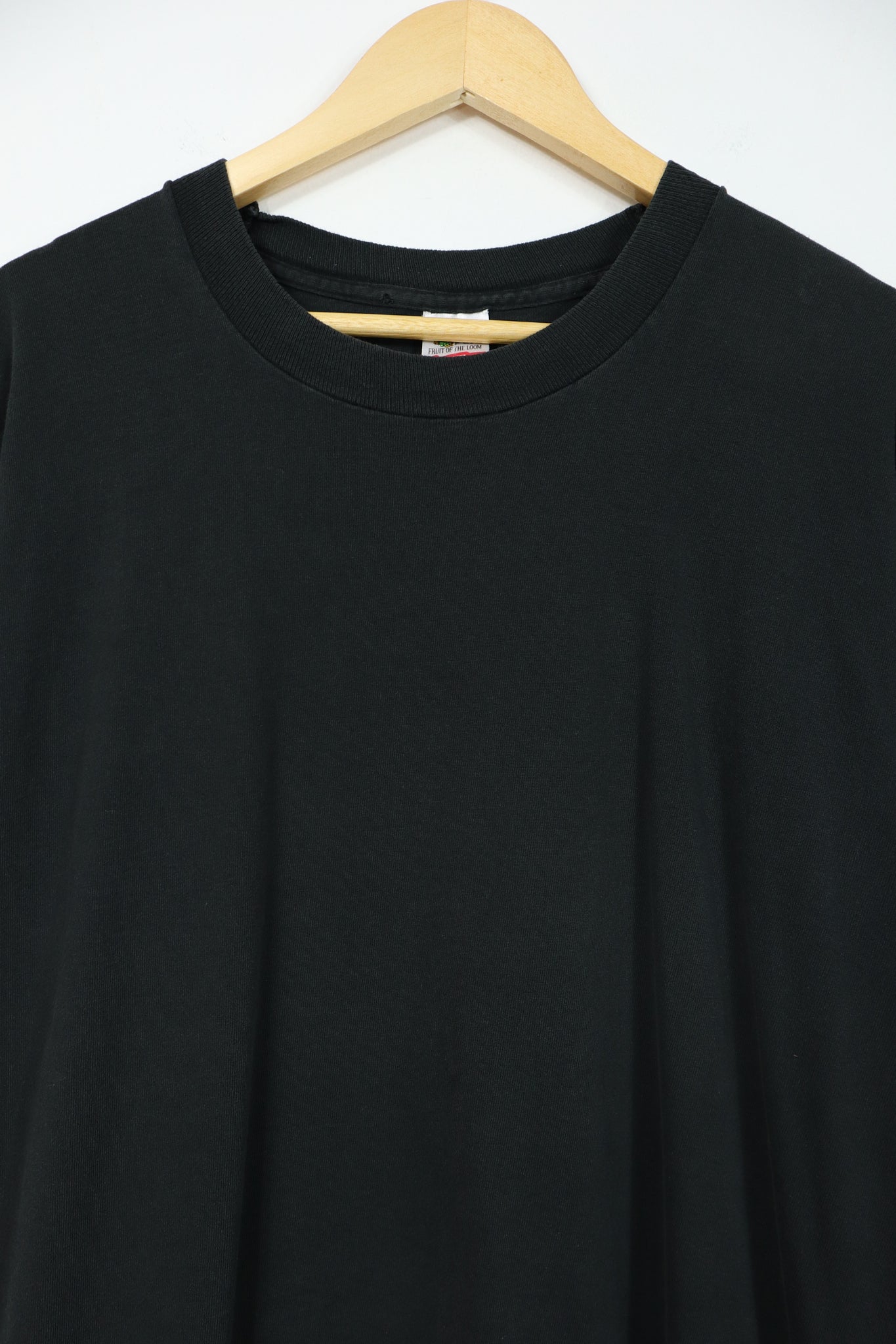 Vintage Solid Black Tee 002