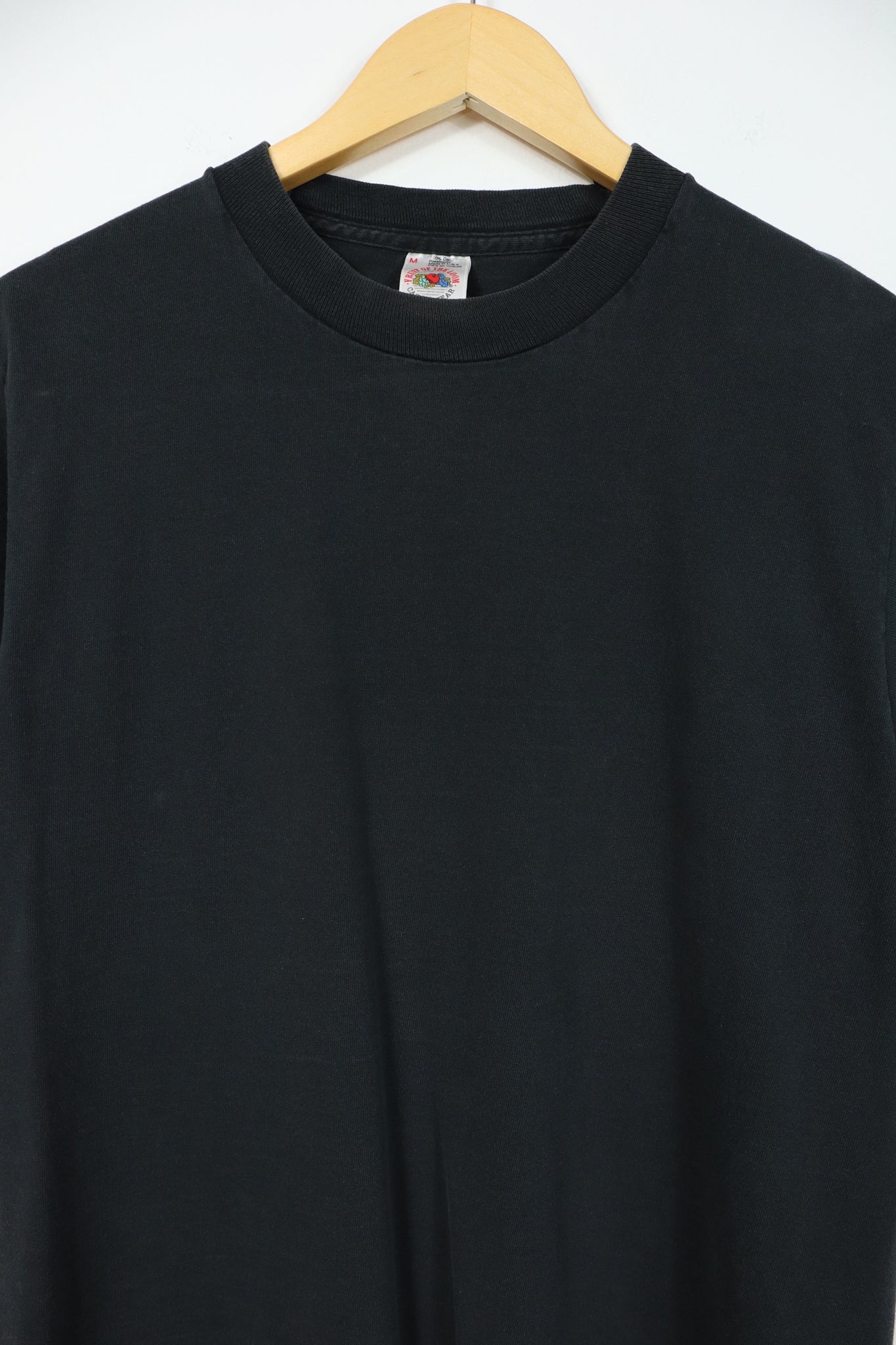 Vintage Solid Black Tee 001