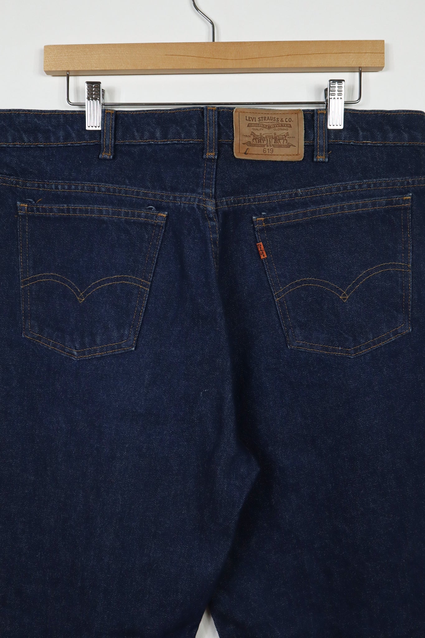 Vintage Levi's Orange Tab Jeans (36x29.5)