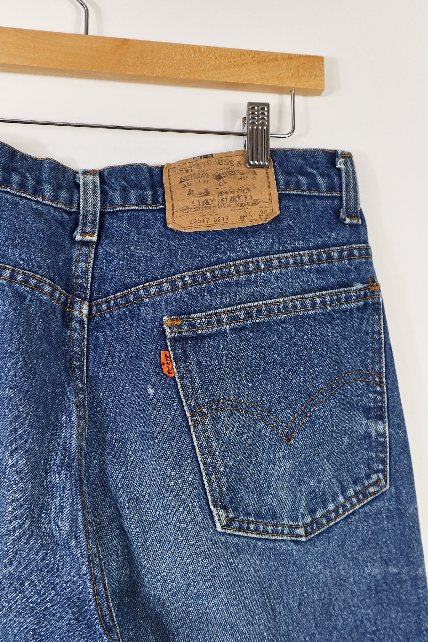 Vintage Levi's Orange Tab Jeans (32x33.5)