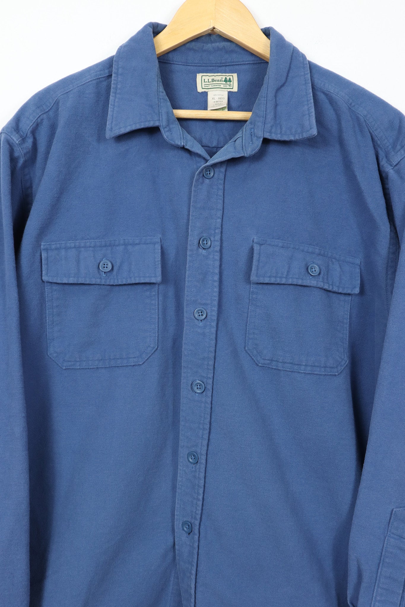 Vintage L.L. Bean Blue Flannel Button-Down Shirt 02