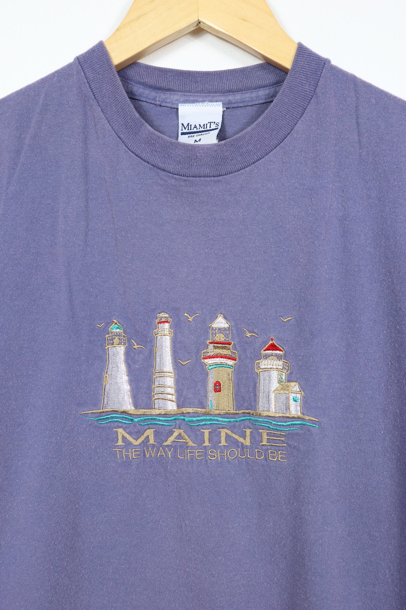 Vintage Embroidered Maine Lighthouses Tee