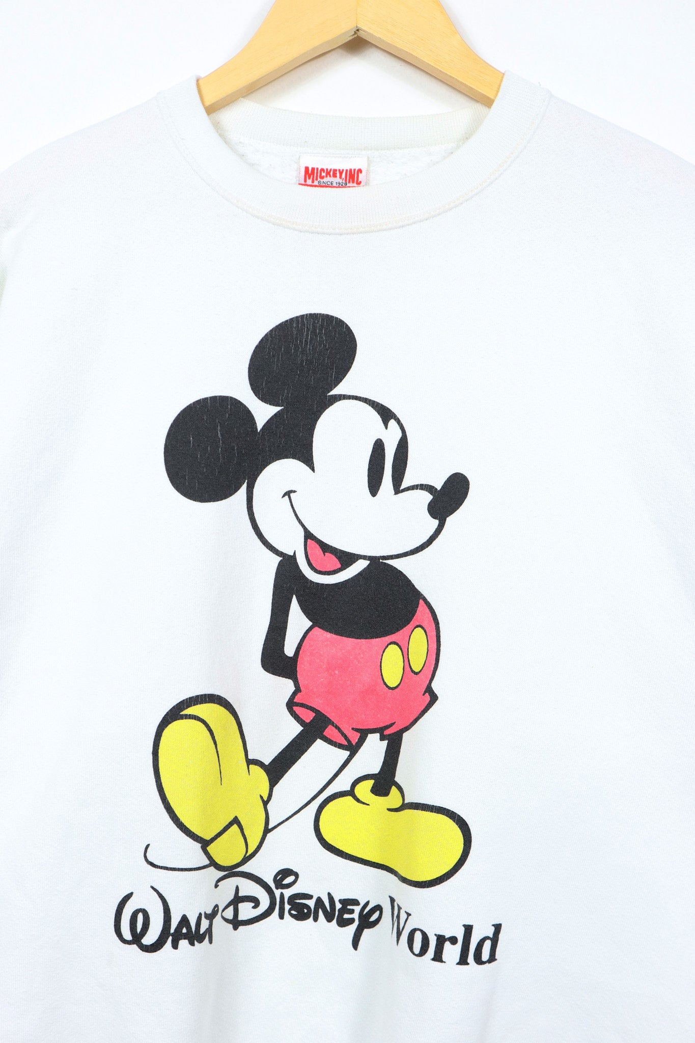 Vintage Walt Dinsey World Mickey Mouse Crewneck