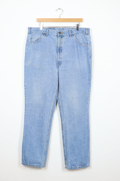Vintage Levi's Orange Tab Relaxed Tapered Fit Jeans 02