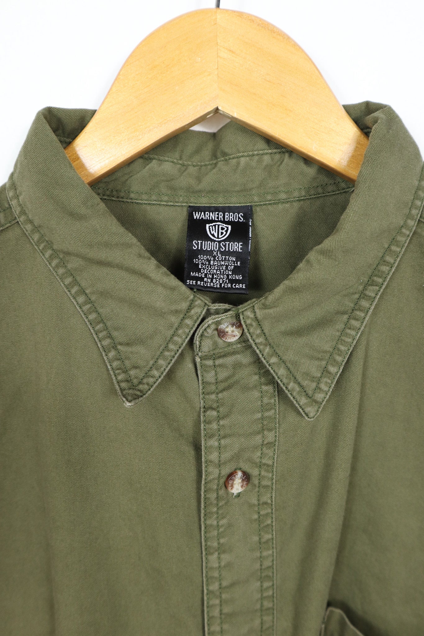 Vintage Embroidered Taz Button-Down Shirt