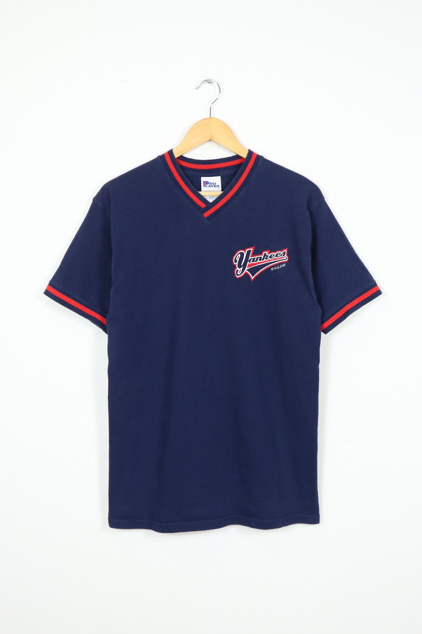 Vintage 1998 Embroidered Yankees Tee